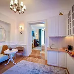 Casa Baritiu アパート ブラショフ